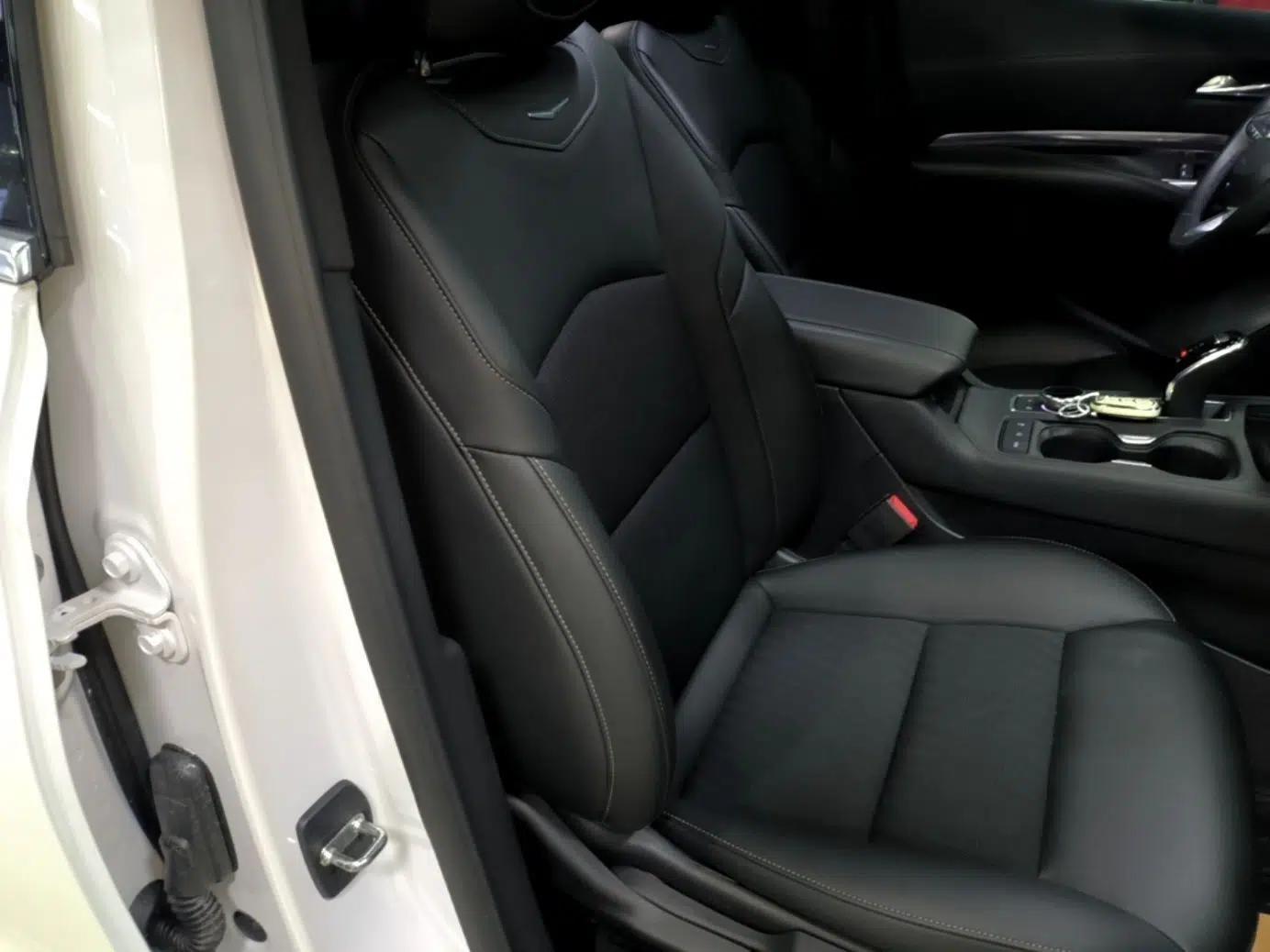 Cadillac XT4 2020 Revised Version 28T Two-Wheel Drive Tech Edition — миниатюра 19