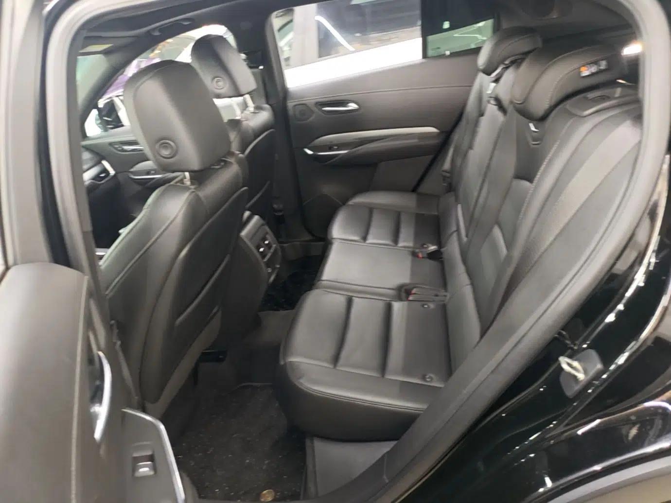 Cadillac XT4 2021 28T Two-Wheel Drive Leading Version — миниатюра 20