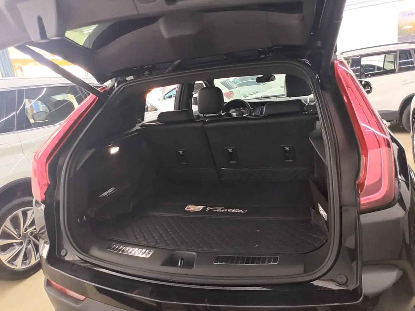 Cadillac XT4 2021 28T Two-Wheel Drive Leading Version — миниатюра 22