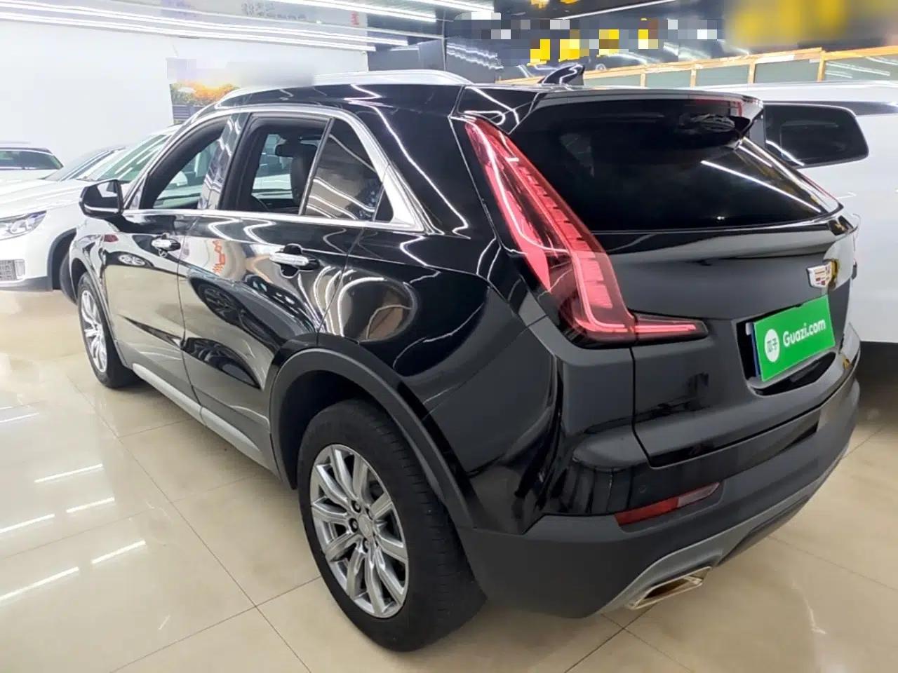 Cadillac XT4 2021 28T Two-Wheel Drive Leading Version — миниатюра 4