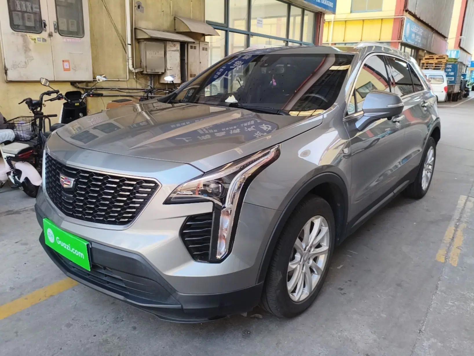 Cadillac XT4 2022 28T Two-Wheel Drive Fashion Edition — миниатюра 1