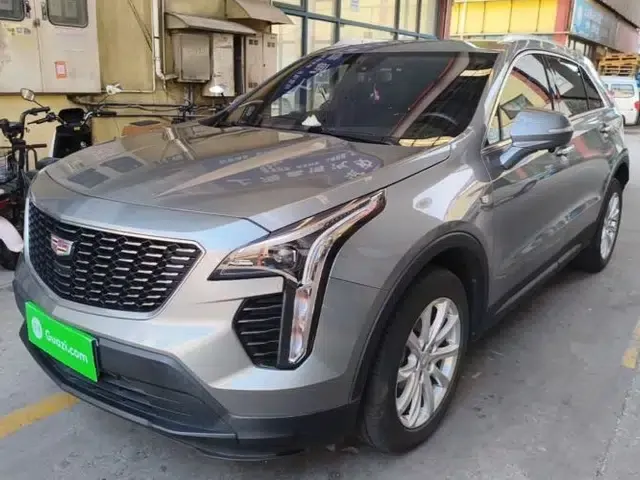 Cadillac XT4 2022 28T Two-Wheel Drive Fashion Edition