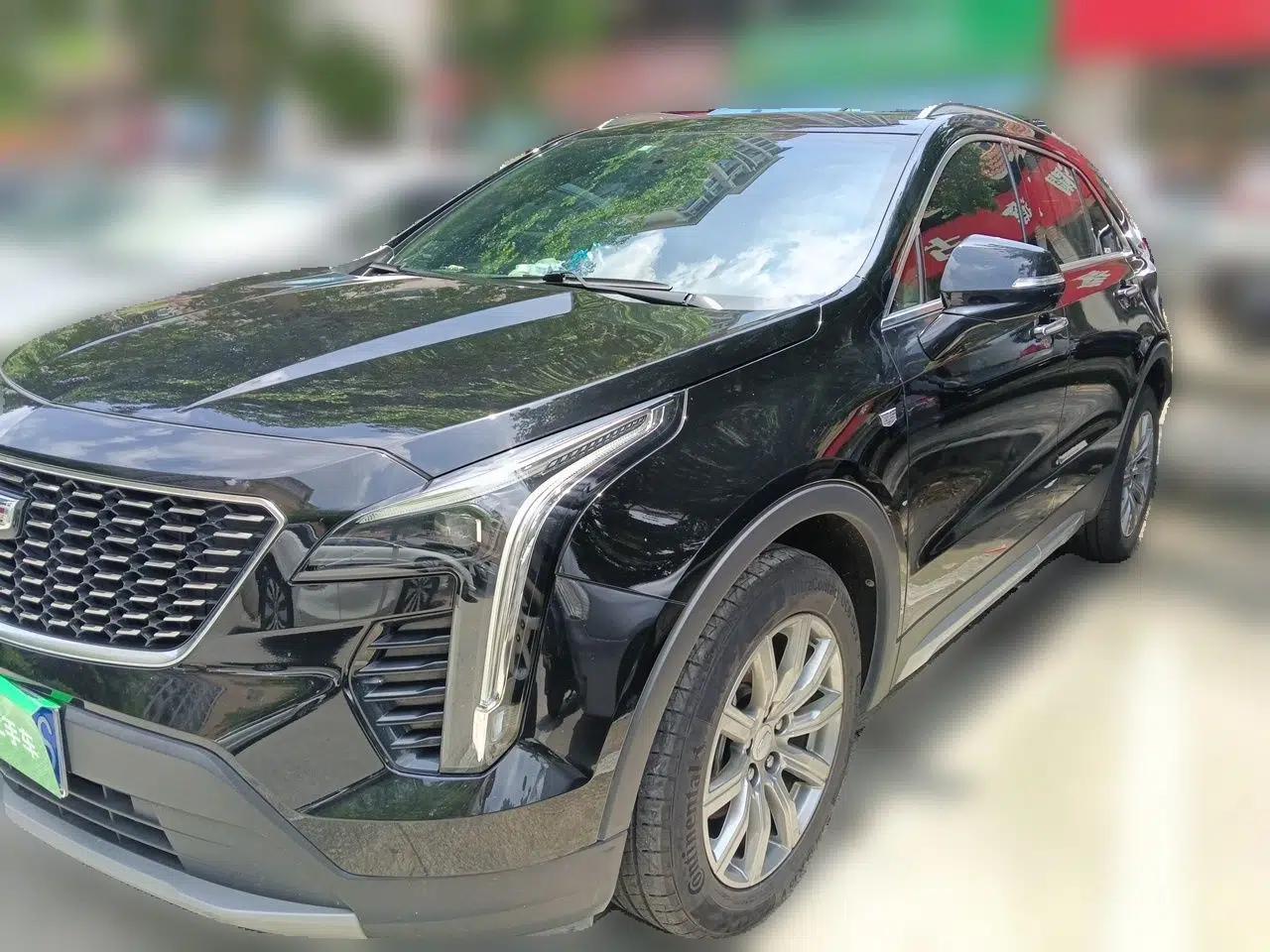 Cadillac XT4 2018 28T Two-Wheel Drive Leading Version — миниатюра 1