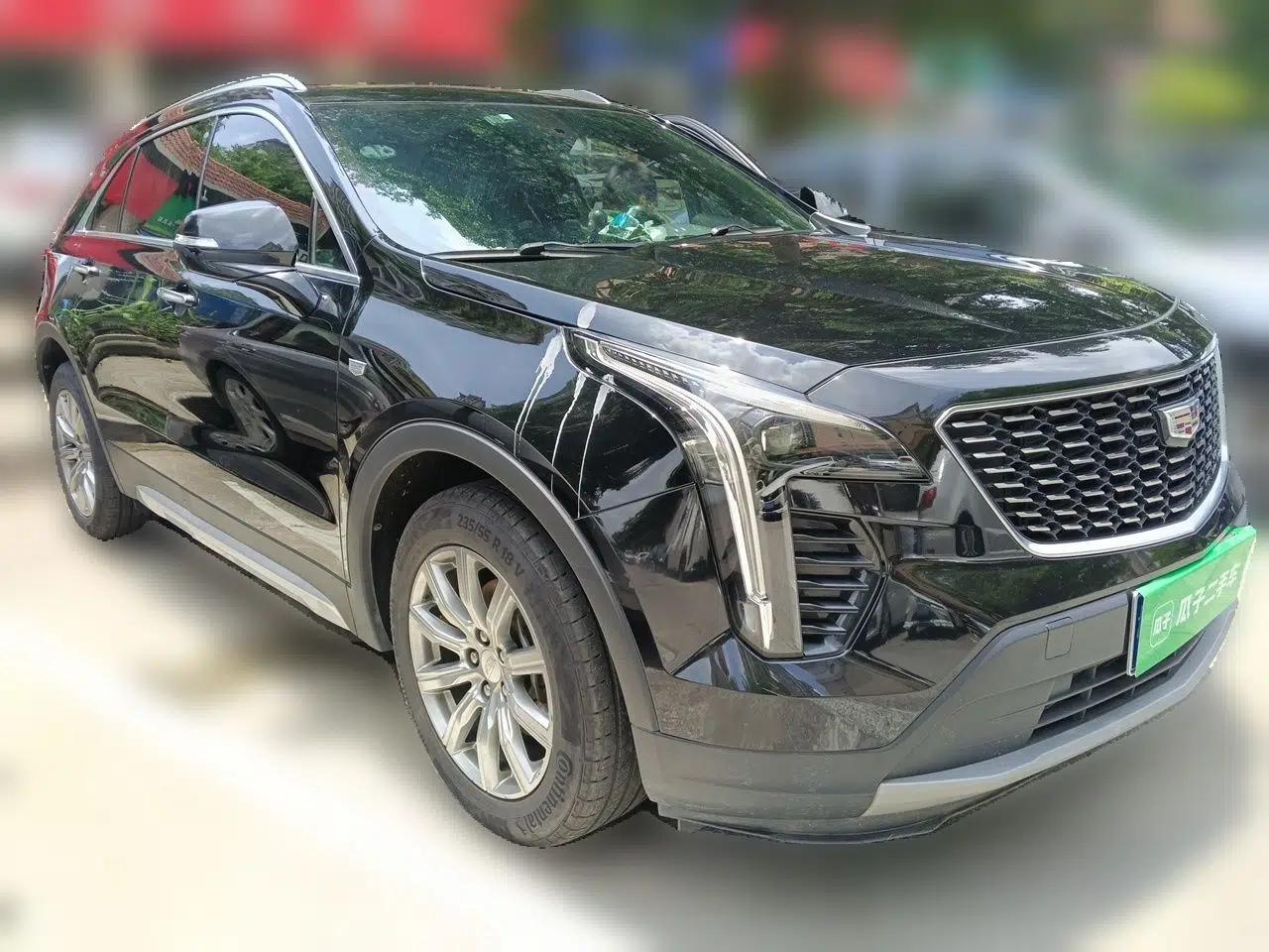 Cadillac XT4 2018 28T Two-Wheel Drive Leading Version — миниатюра 3