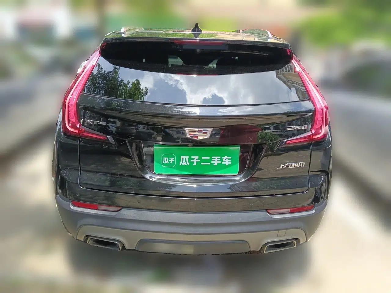 Cadillac XT4 2018 28T Two-Wheel Drive Leading Version — миниатюра 5