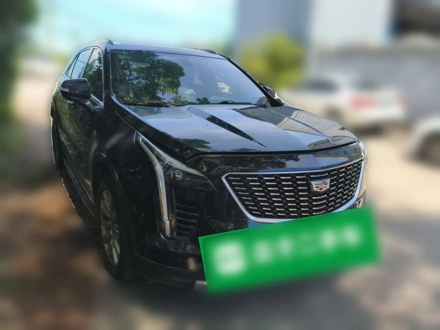 Cadillac XT4 2018 28T Two-Wheel Drive Leading Version — миниатюра 3