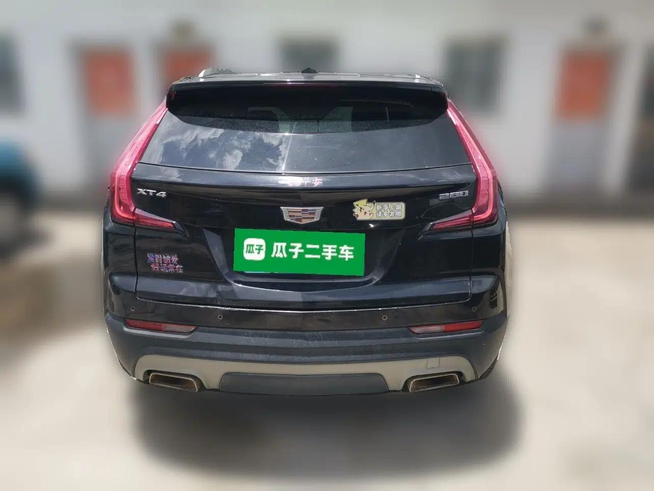 Cadillac XT4 2018 28T Two-Wheel-Drive Luxury Model — миниатюра 5