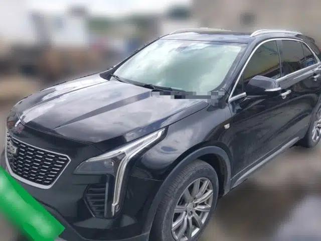 Cadillac XT4 2018 28T Two-Wheel-Drive Luxury Model