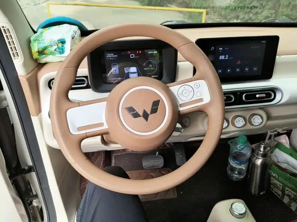 Hongguang MINIEV 2024 Third Generation 215km/h Advanced Edition — миниатюра 11