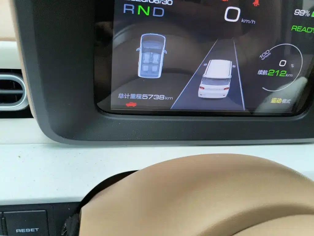 Hongguang MINIEV 2024 Third Generation 215km/h Advanced Edition — миниатюра 13