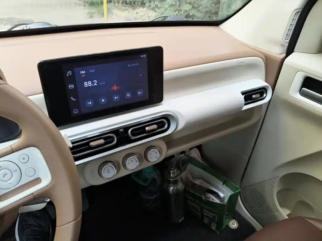 Hongguang MINIEV 2024 Third Generation 215km/h Advanced Edition — миниатюра 14