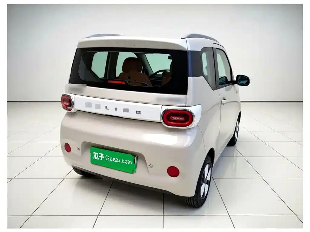 Hongguang MINIEV 2024 Third Generation 215km/h Advanced Edition — миниатюра 6