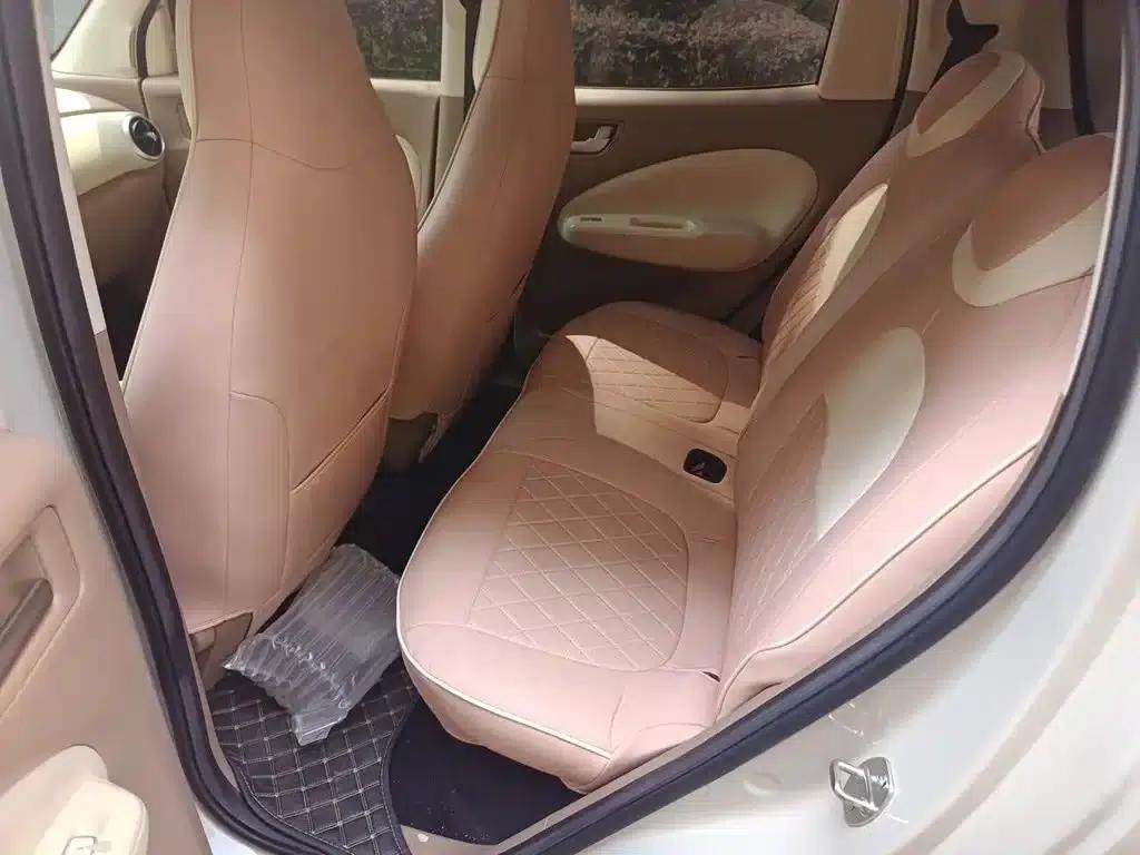 Hongguang MINIEV 2025 Fourth Generation Four-Door Advanced Model — миниатюра 18
