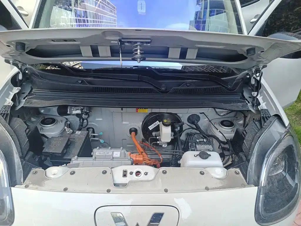 Hongguang MINIEV 2025 Fourth Generation Four-Door Advanced Model — миниатюра 21