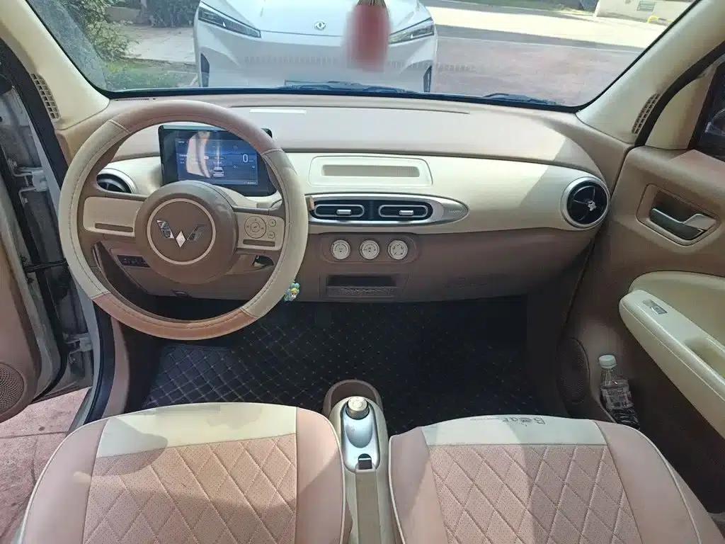 Hongguang MINIEV 2025 Fourth Generation Four-Door Advanced Model — миниатюра 10