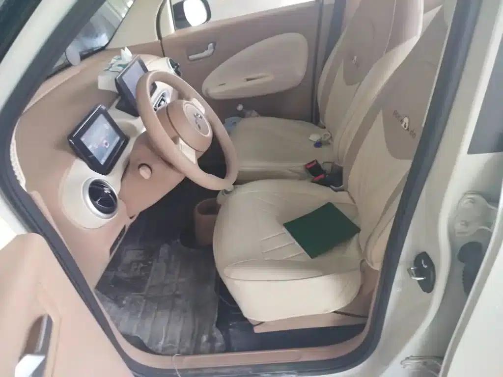 Hongguang MINIEV 2025 Fourth Generation Four-Door Premium+ Edition — миниатюра 11