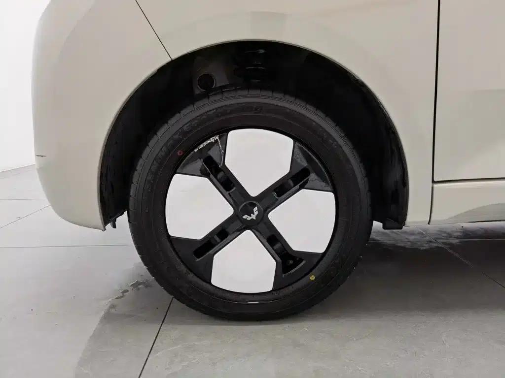 Hongguang MINIEV 2024 Third Generation 215km/h Advanced Edition — миниатюра 17
