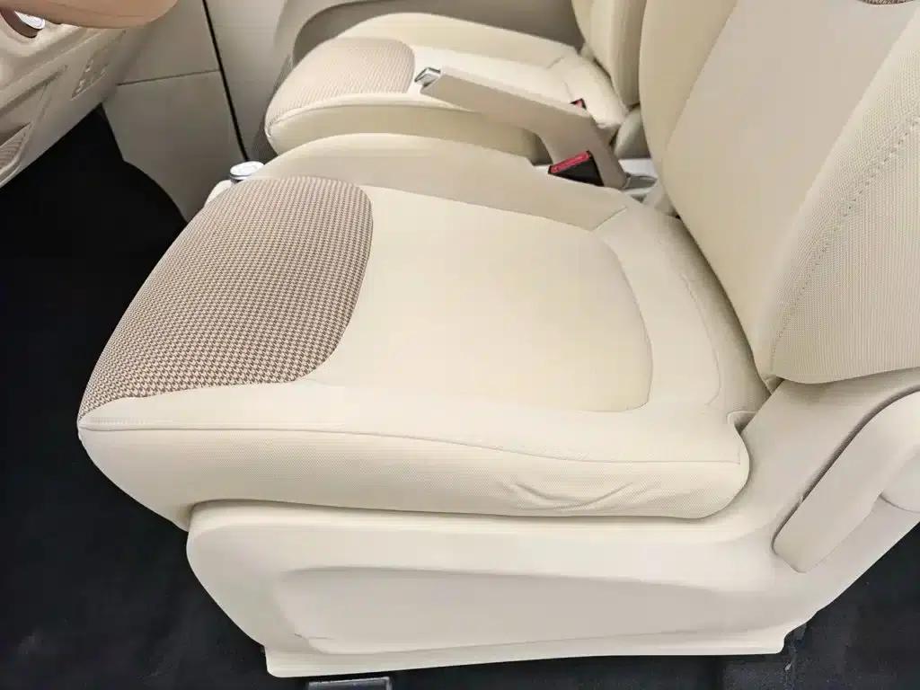 Hongguang MINIEV 2024 Third Generation 215km/h Advanced Edition — миниатюра 20