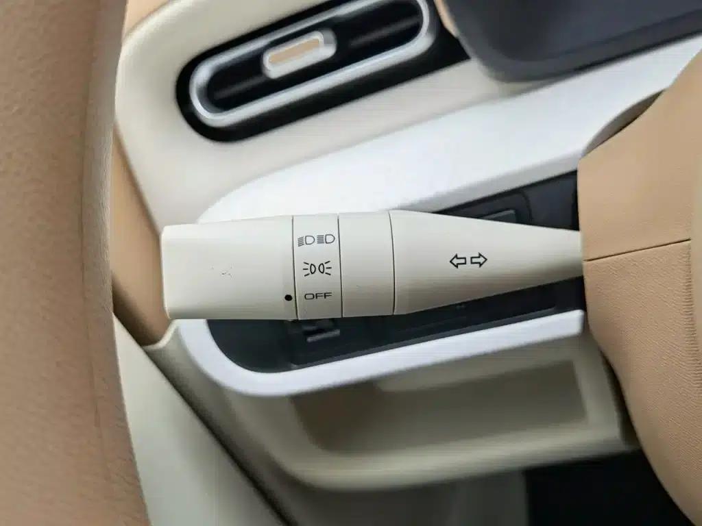 Hongguang MINIEV 2024 Third Generation 215km/h Advanced Edition — миниатюра 21