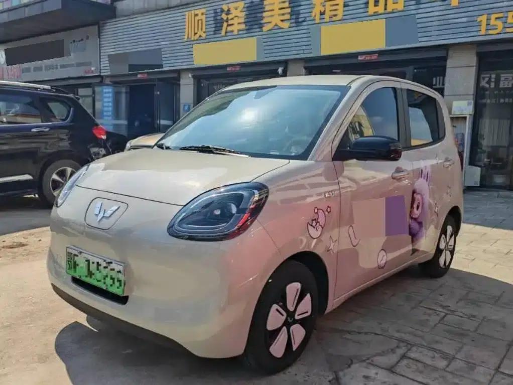 Hongguang MINIEV 2025 Fourth Generation Four-Door Advanced Model — миниатюра 1