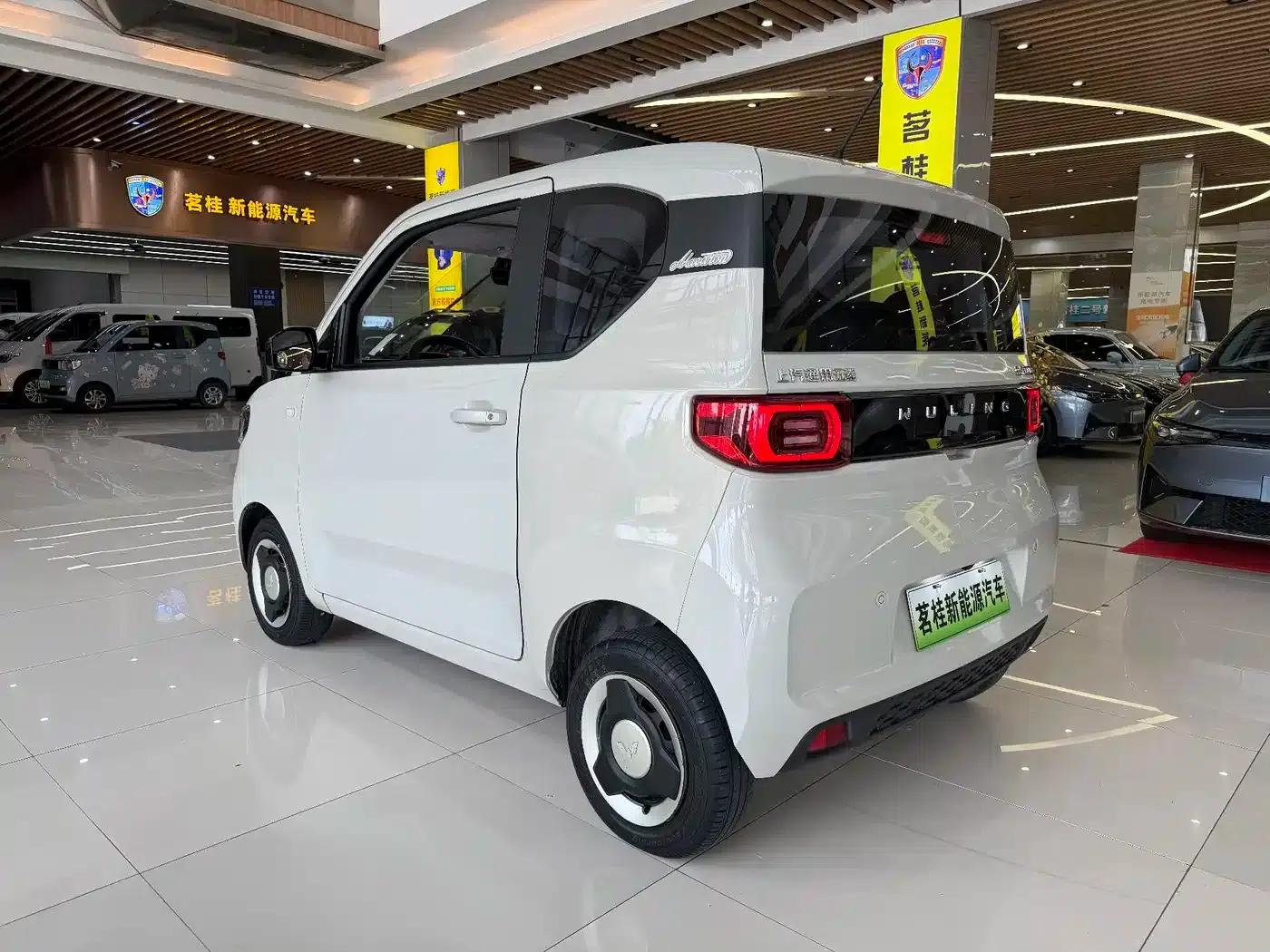 Hongguang MINIEV 2022 Macaron Premium Edition (Lithium Iron Phosphate) — миниатюра 5