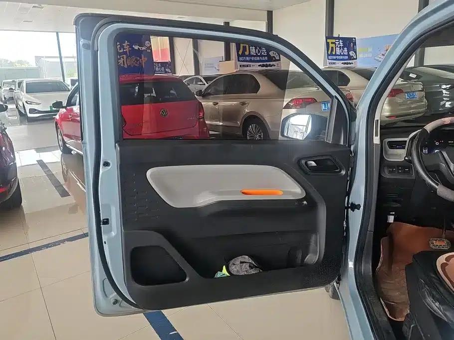 Hongguang MINIEV 2020 Model, Comfort Edition, Lithium Iron Phosphate — миниатюра 7