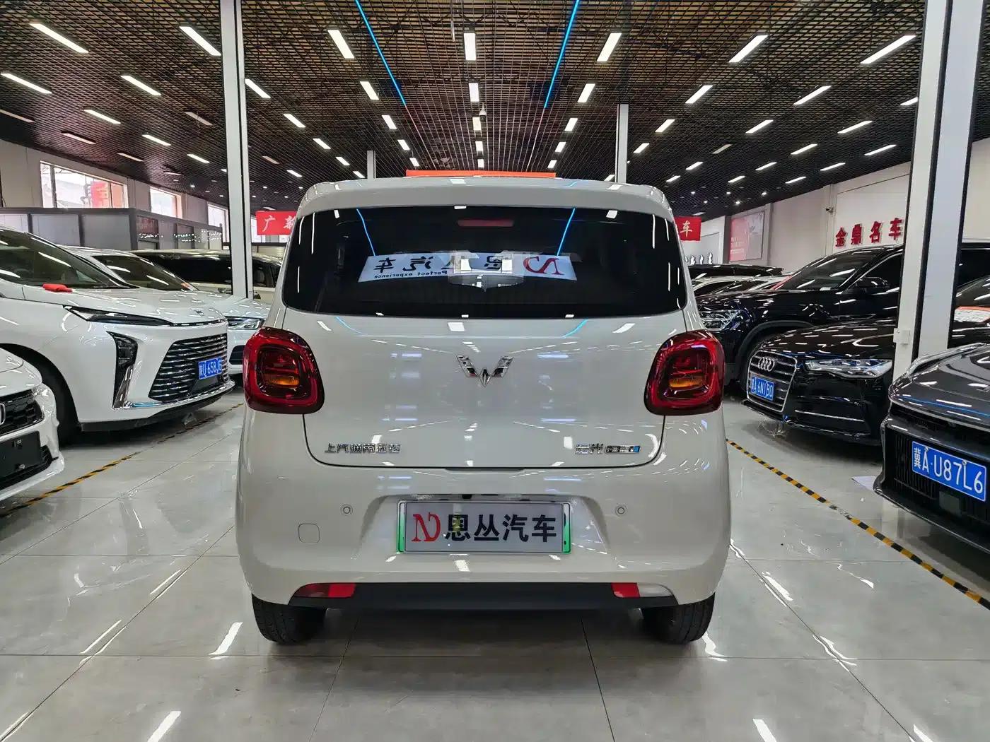 Hongguang MINIEV 2025 Fourth Generation Four-Door Premium Edition — миниатюра 8