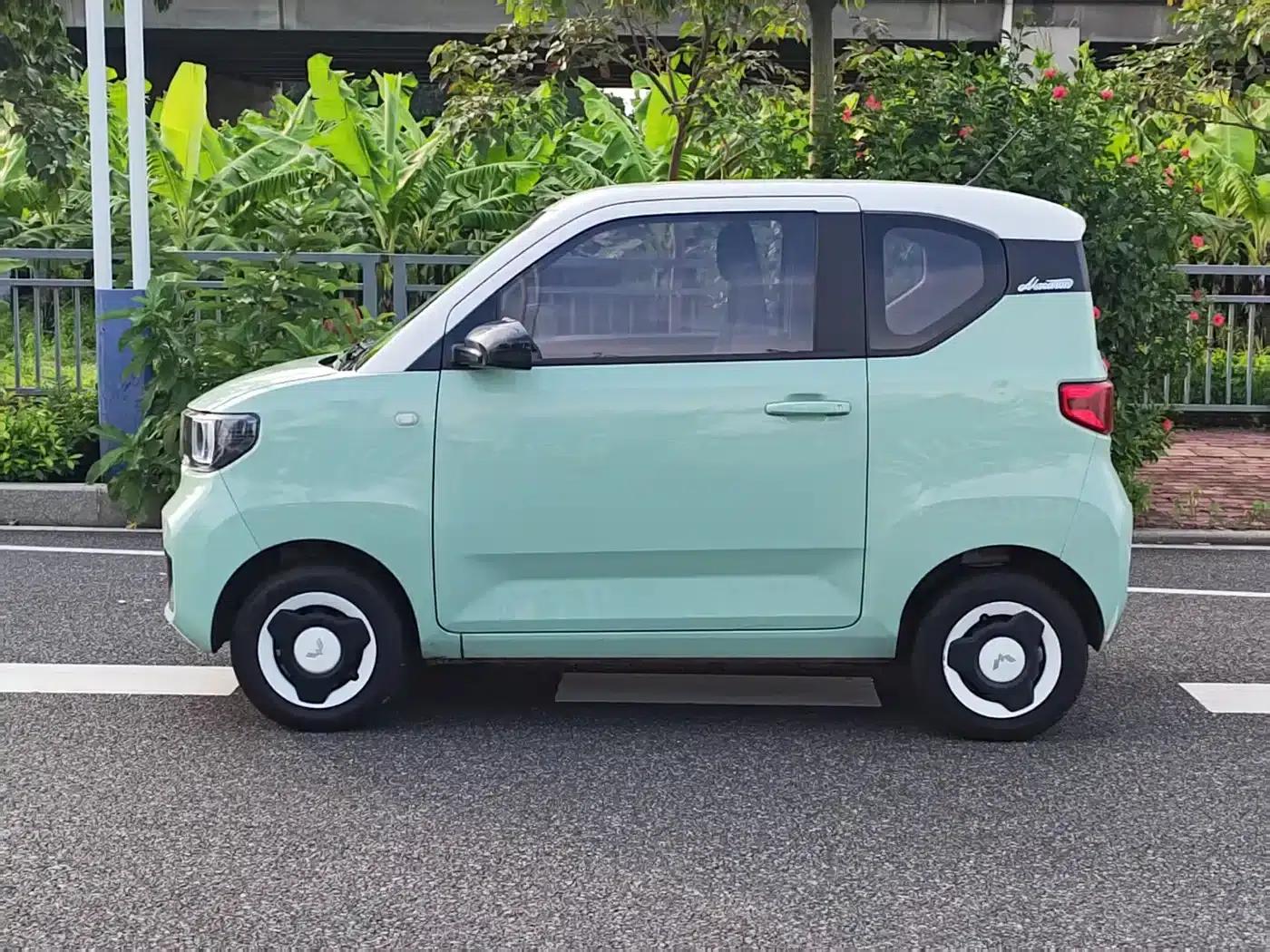Hongguang MINIEV 2021 Macaron Sandwich Edition, 170km/h, Ternary Lithium Battery — миниатюра 4