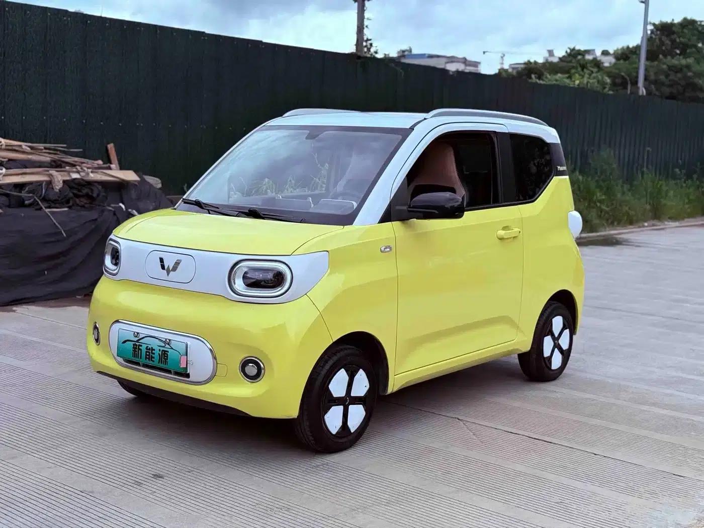 Hongguang MINIEV 2024 Third Generation 215km/h Advanced Edition — миниатюра 1