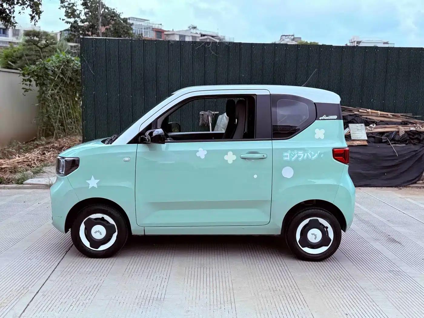 Hongguang MINIEV 2021 Macaron Sandwich Edition 120km Ternary Lithium Battery — миниатюра 8