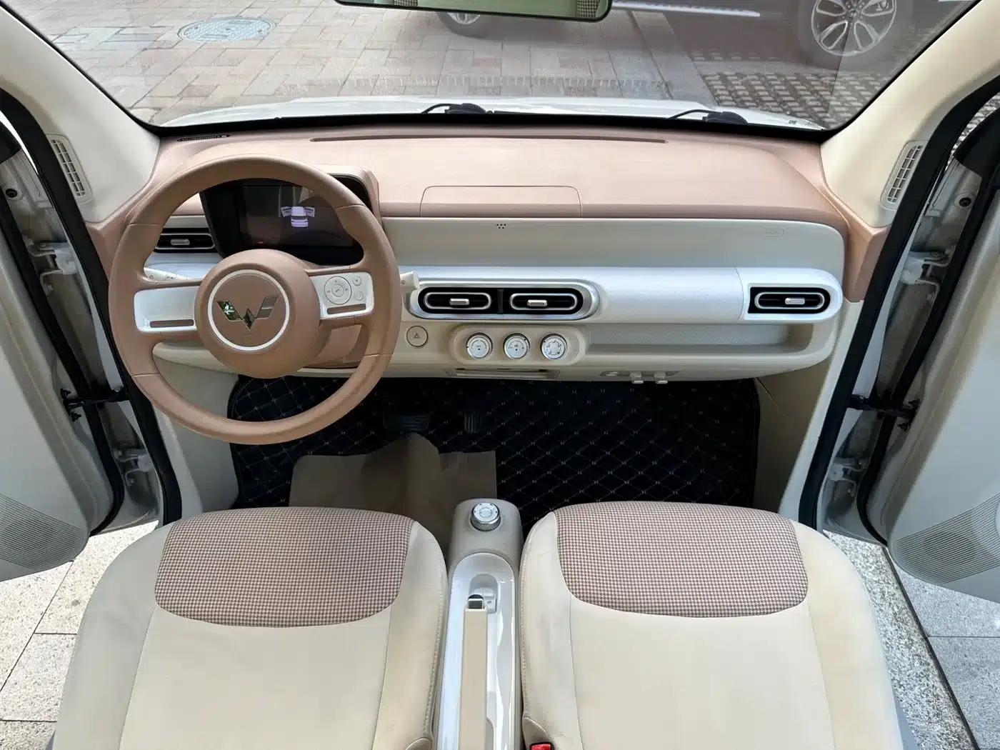 Hongguang MINIEV 2024 Third Generation 215km/h Youth Edition — миниатюра 12