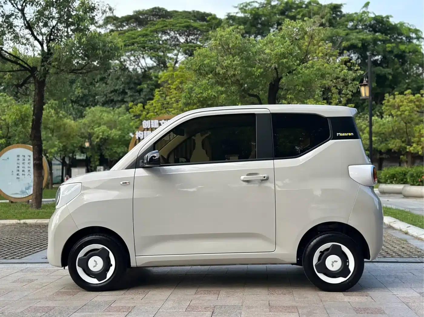 Hongguang MINIEV 2024 Third Generation 215km/h Youth Edition — миниатюра 3
