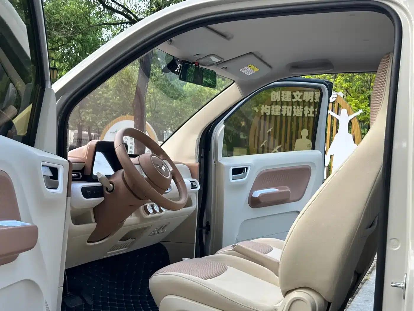 Hongguang MINIEV 2024 Third Generation 215km/h Youth Edition — миниатюра 9