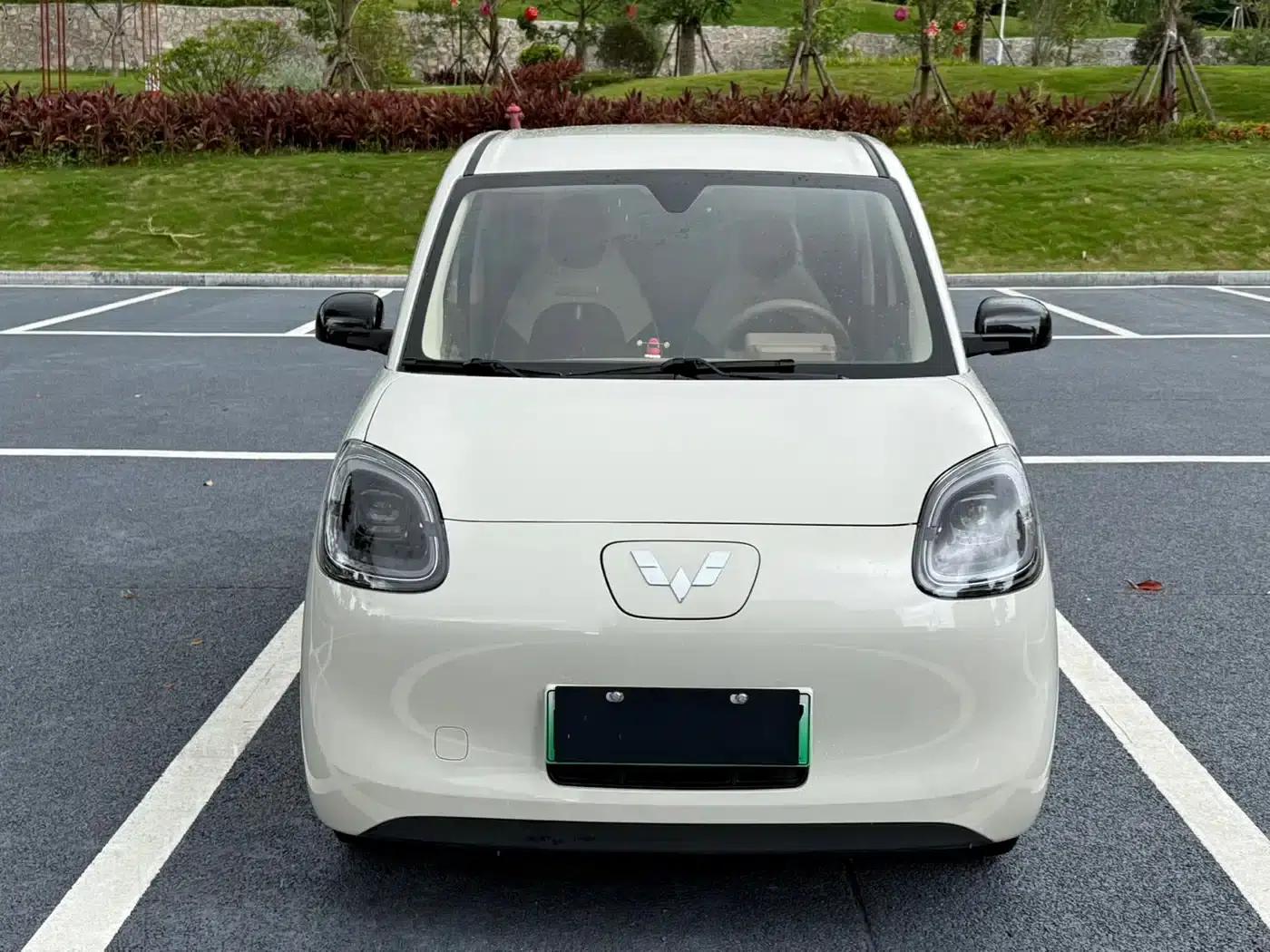Hongguang MINIEV 2025 Fourth Generation Four-Door Advanced Model — миниатюра 2