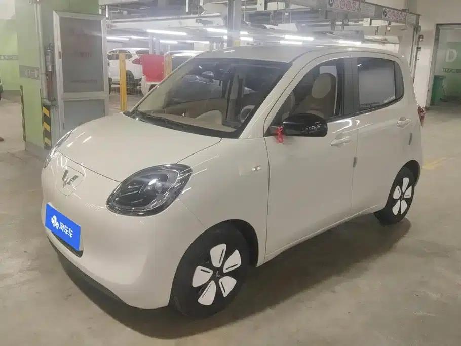 Hongguang MINIEV 2025 Fourth Generation Four-Door Advanced Model — миниатюра 1
