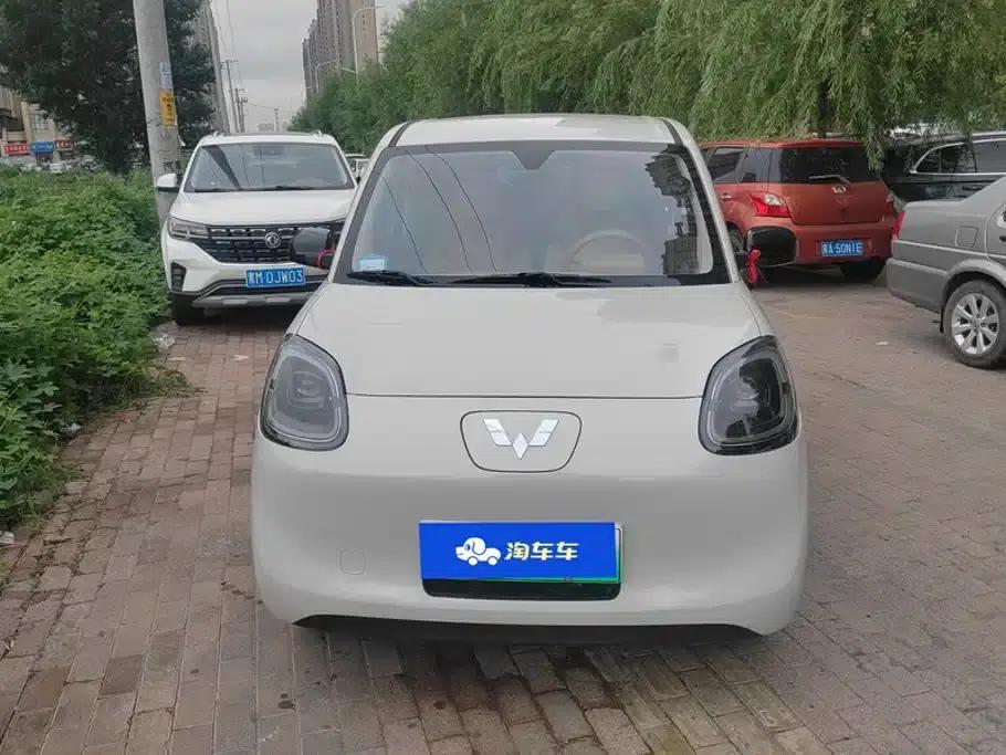 Hongguang MINIEV 2025 Fourth Generation Four-Door Advanced Model — миниатюра 2