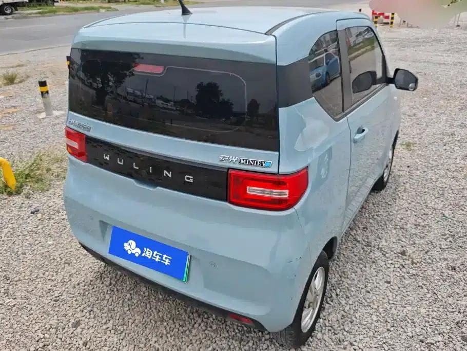 Hongguang MINIEV 2020 Enjoy Edition (Lithium Iron Phosphate) — миниатюра 3