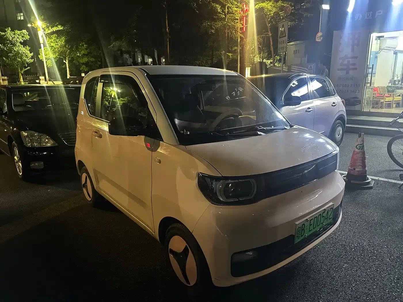 Hongguang MINIEV 2021 Macaron Sandwich Edition, 170km/h, Ternary Lithium Battery — миниатюра 3