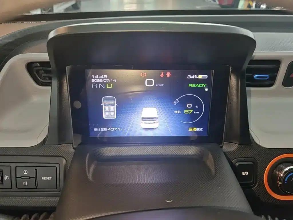 Hongguang MINIEV 2022 Enjoy Edition (Lithium Iron Phosphate) — миниатюра 12