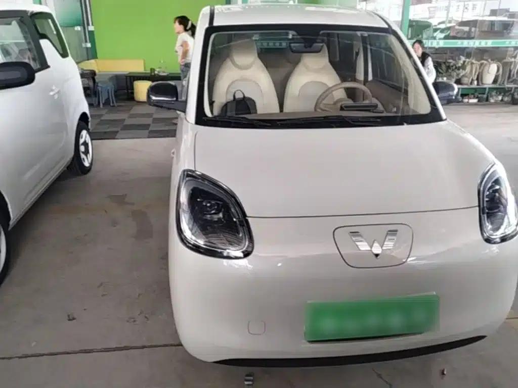 Hongguang MINIEV 2025 Fourth Generation Four-Door Advanced Model — миниатюра 3