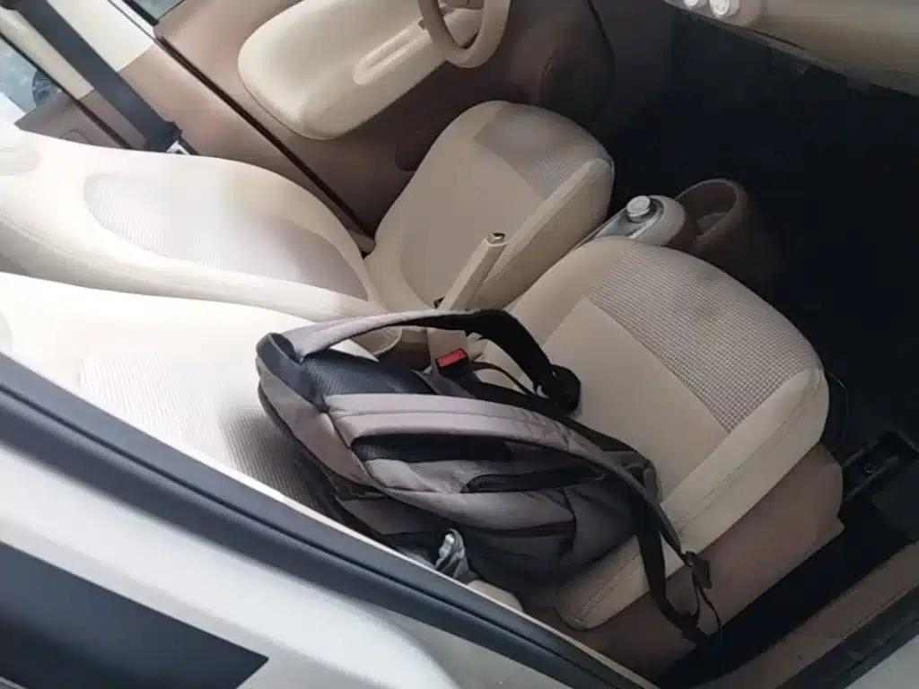 Hongguang MINIEV 2025 Fourth Generation Four-Door Advanced Model — миниатюра 4