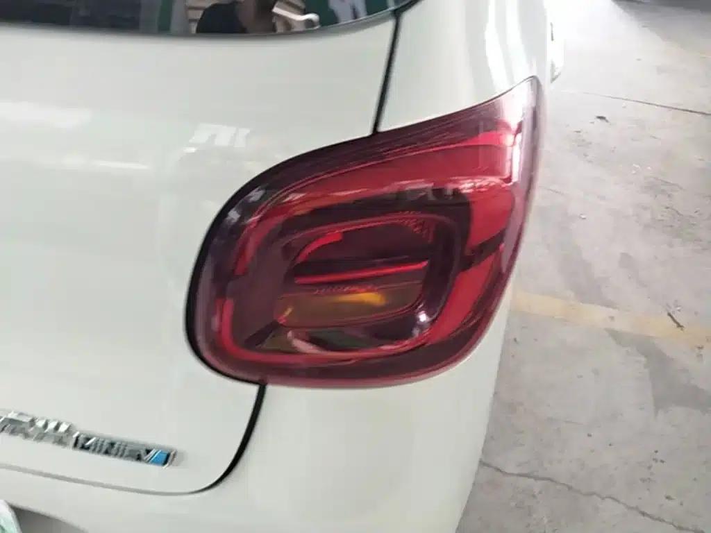 Hongguang MINIEV 2025 Fourth Generation Four-Door Advanced Model — миниатюра 8