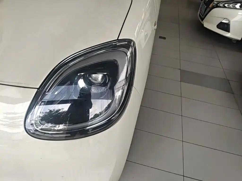 Hongguang MINIEV 2025 Fourth Generation Four-Door Premium Edition — миниатюра 24