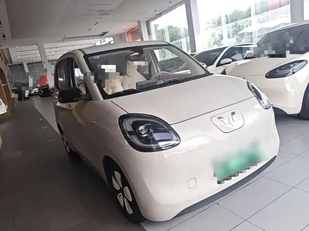 Hongguang MINIEV 2025 Fourth Generation Four-Door Premium Edition — миниатюра 4