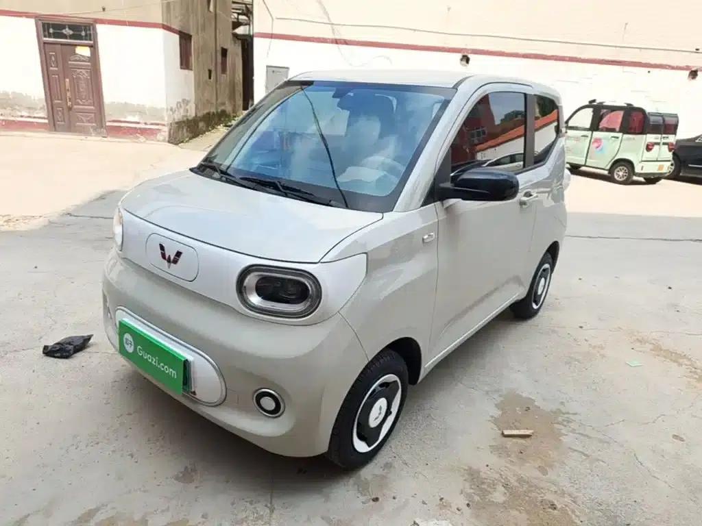 Hongguang MINIEV 2024 Third Generation 215km/h Youth Edition — миниатюра 1