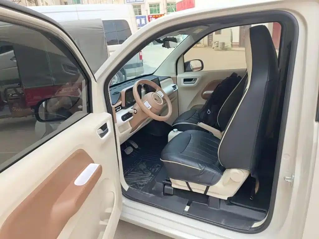 Hongguang MINIEV 2024 Third Generation 215km/h Youth Edition — миниатюра 16