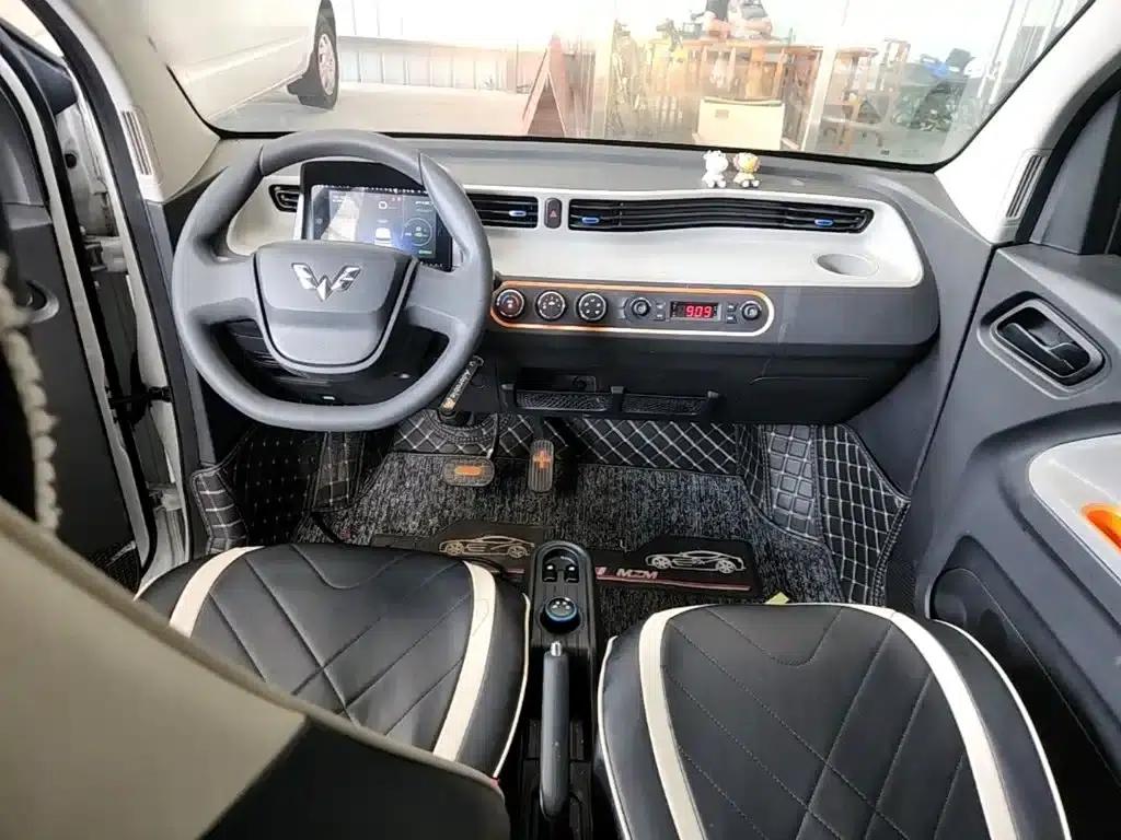 Hongguang MINIEV 2020 Model, Comfort Edition, Lithium Iron Phosphate — миниатюра 10