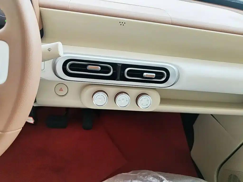 Hongguang MINIEV 2024 Third Generation 215km/h Youth Edition — миниатюра 13