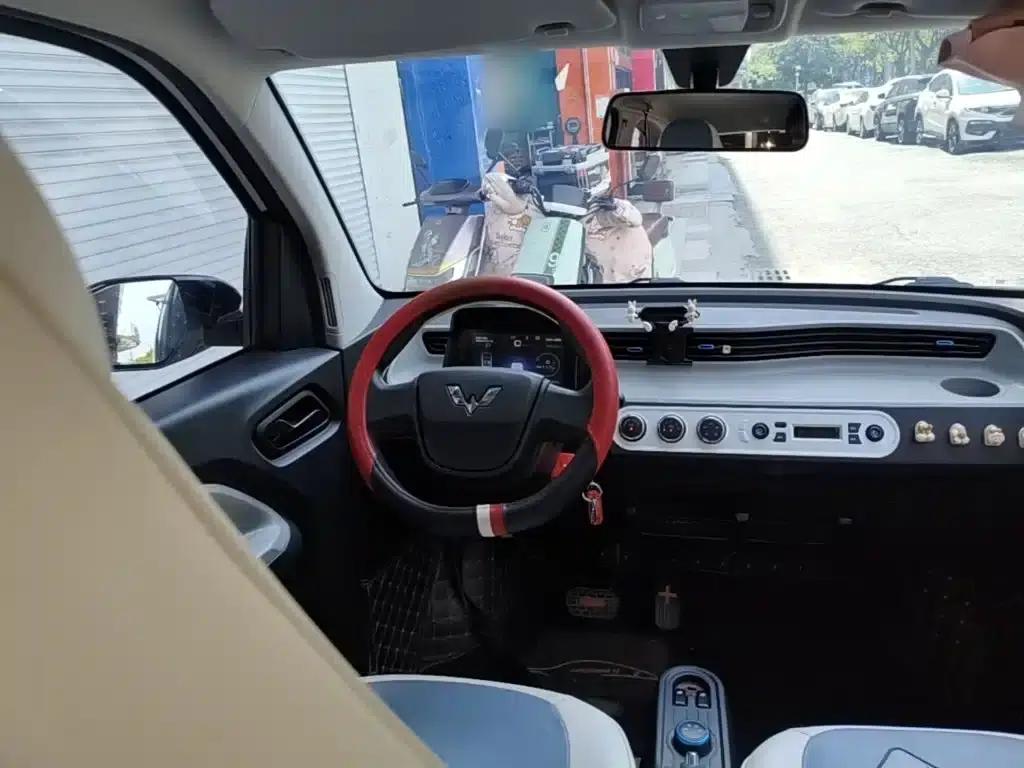 Hongguang MINIEV 2020 Comfort Edition (Ternary Lithium) — миниатюра 11