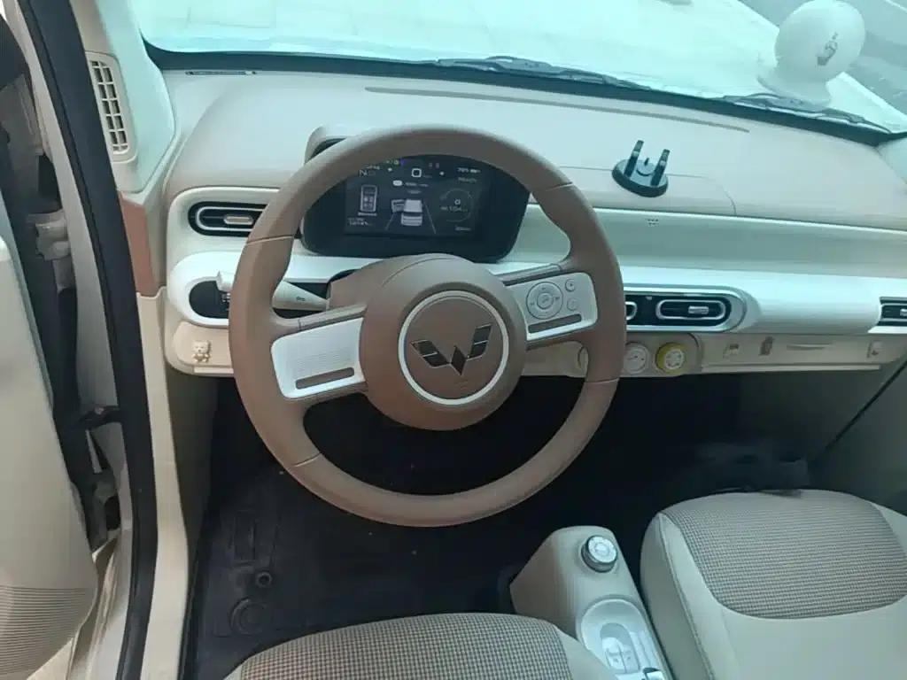 Hongguang MINIEV 2024 Third Generation 215km/h Youth Edition — миниатюра 11